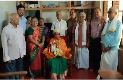 ನಿವೃತ್ತ ಶಿಕ್ಷಕಿಯರಿಗೆ ಸನ್ಮಾನ - ಶಿವಳ್ಳಿ ಸಭಾ - ಕುಡುಪು
