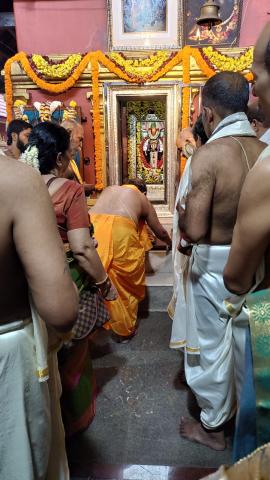 ಶ್ರೀ ಚಕ್ರಪಾಣಿ ಗೋಪಿನಾಥ ದೇವಸ್ಥಾನ - ವಿಷ್ಣು ಸಹಸ್ರನಾಮ